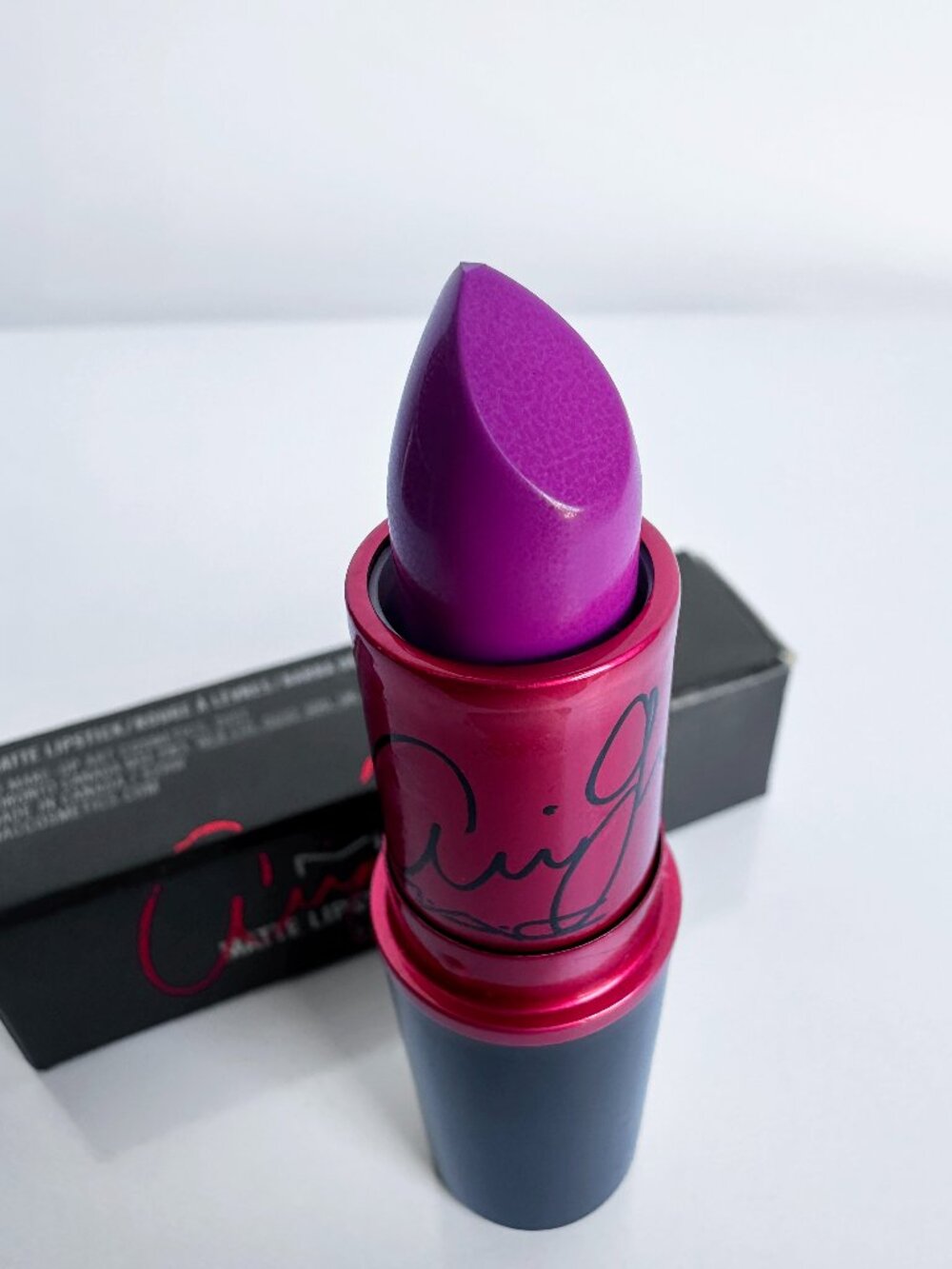 NIB MAC Viva Glam Ariana Grande 2 Matte Lipstick Limited Edition Rare